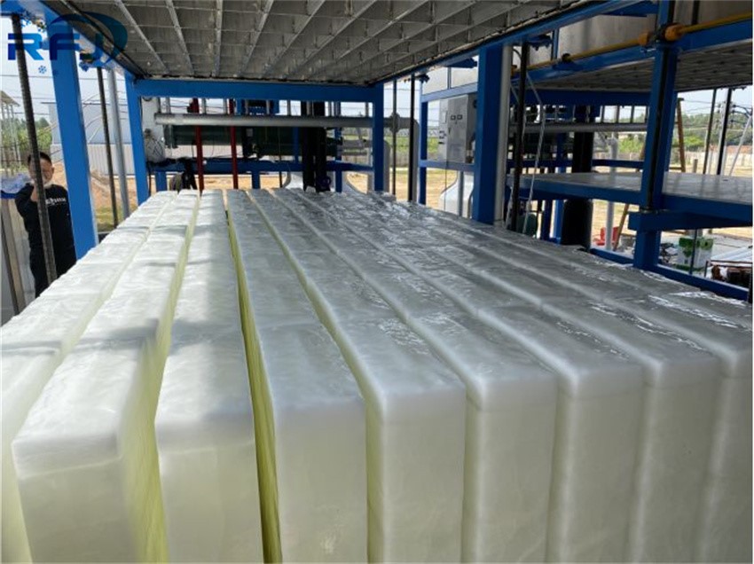 25kg Ice Block 25kg Ice Block